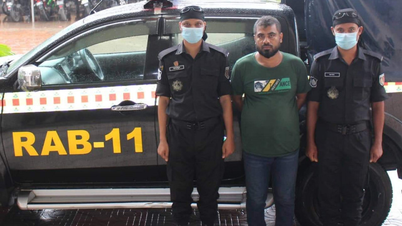 নারায়ণগঞ্জের বাবা ছেলেকে হত্যার প্রধান আসামী গ্রেপ্তার