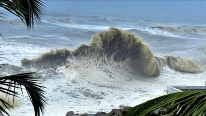 সাগরের লঘুচাপ রূপ নিতে পারে ঘূর্ণিঝড়ে