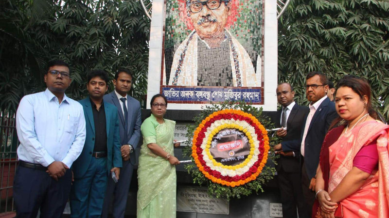 কুমিল্লায় বিনম্র শ্রদ্ধা আর ভালবাসায় শহীদ বুদ্ধিজীবী দিবস পালিত