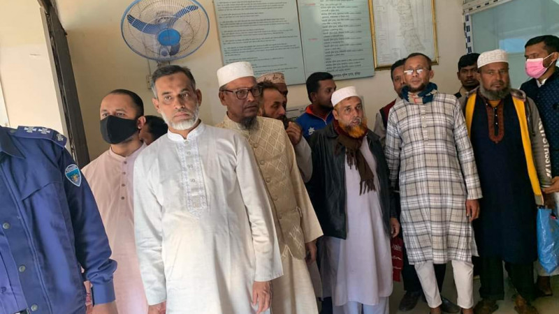 চৌদ্দগ্রামে জামায়াতের হামলায় ৬ পুলিশ আহত, গ্রেপ্তার ২০