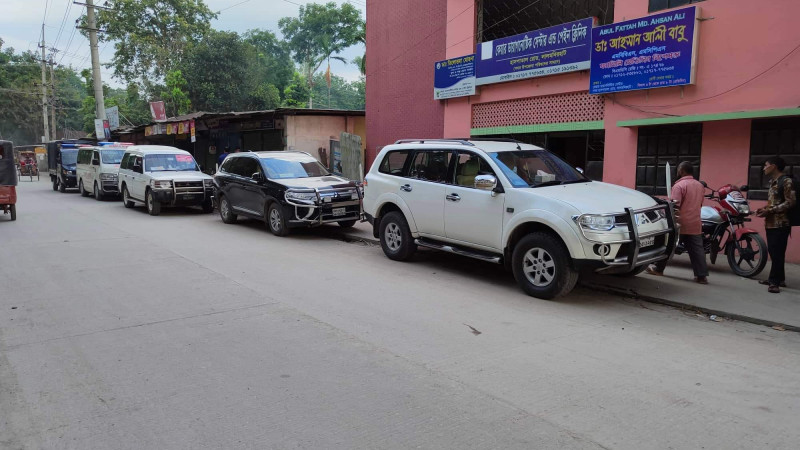 লালমনিরহাটে প্রথম দিনে একটি ডায়াগনস্টিক সেন্টার সিলগালা
