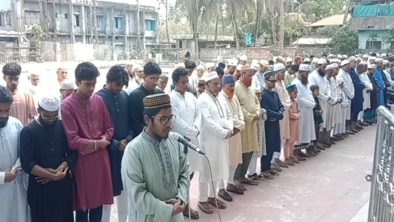 ঝালকাঠিতে আছিয়ার গায়েবানা জানাজা অনুষ্ঠিত
