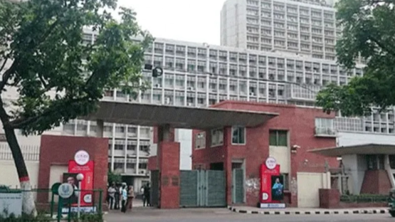 তিন দিনের ছুটি শেষে খুলছে অফিস