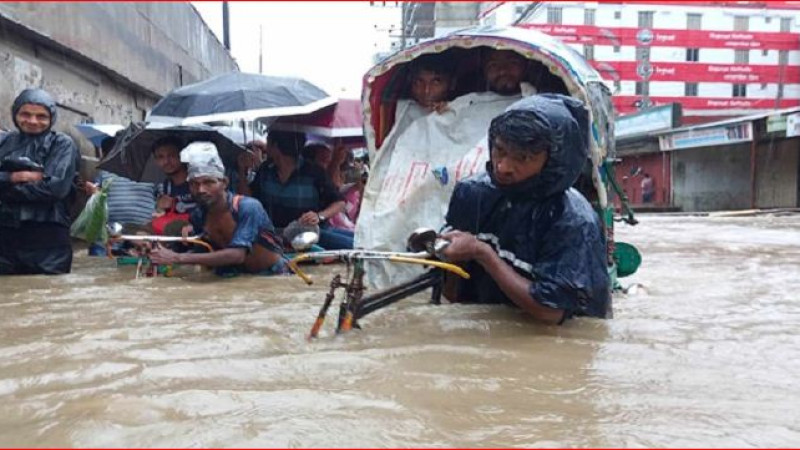জলাবদ্ধতায় ডুবছে চট্টগ্রামবাসী