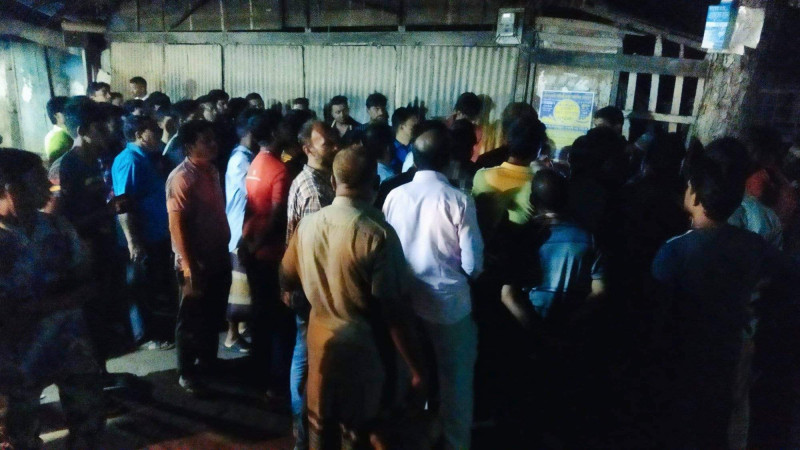মোরেলগঞ্জে স্বর্ণ ব্যবসায়ীকে পিটিয়ে ছিনতাই, গ্রেফতার ৬