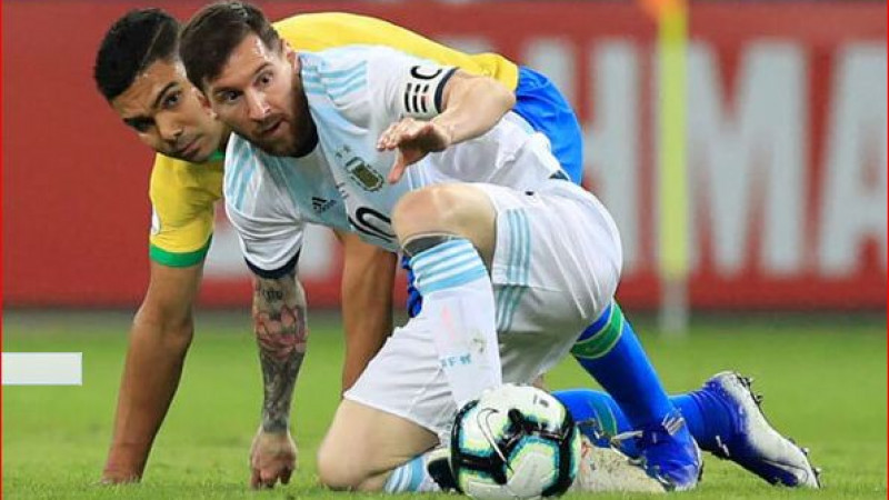 বল পায়ে ভয়ঙ্কর মেসি