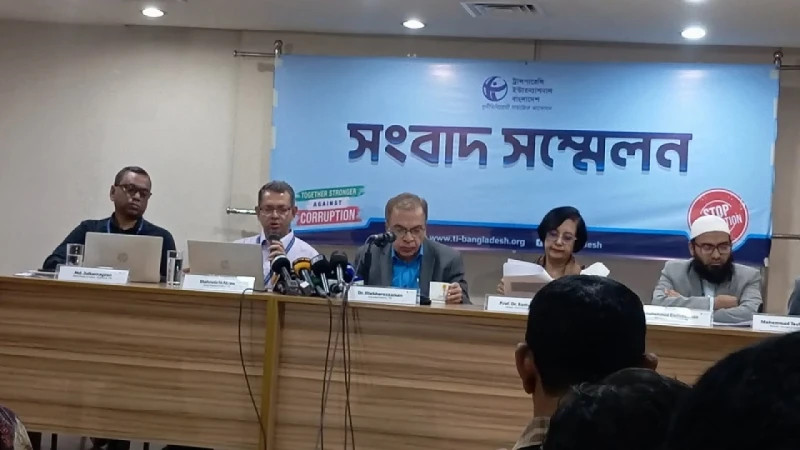 ১১ মাসে পুলিশের বিরুদ্ধে ৭৬১ মামলা, গ্রেপ্তার ৬১