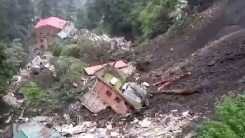 হিমাচলের ১৭ হাজার স্থানে ভূমিধসের আশঙ্কা