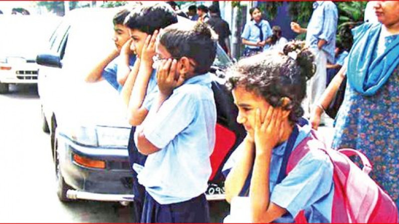 শব্দদূষণ নিয়ন্ত্রণ জরুরি