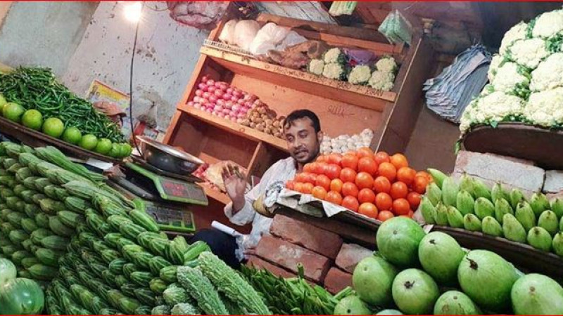 অপরিবর্তিত রয়েছে সবজির দাম