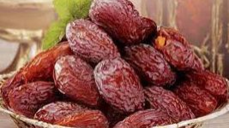 গরম পানিতে ধুয়ে খেজুর খাওয়ার পরামর্শ