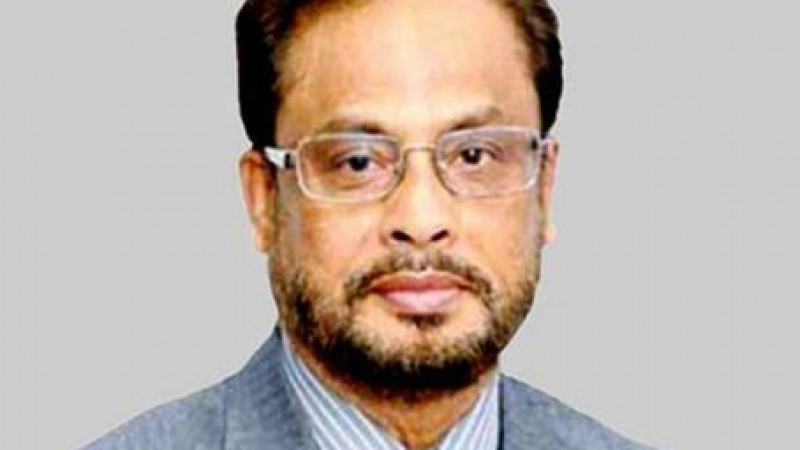 গাড়িতে বাসের ধাক্কায় জিএম কাদের আহত