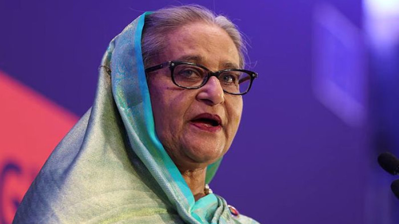 শেখ হাসিনাকে ফেরাতে ইন্টারপোলে রেড নোটিশ