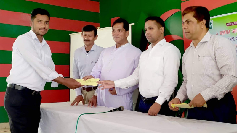 নওগাঁর মহাদেবপুরে জাতীয় যুব দিবস পালিত