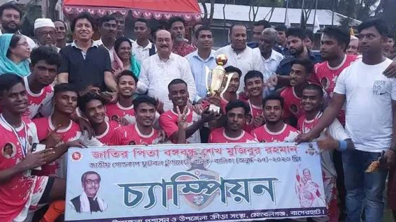 মোরেলগঞ্জে বঙ্গবন্ধু গোল্ডকাপ ফুটবল টুর্ণামেন্টে পৌরসভা চ্যাম্পিয়ন