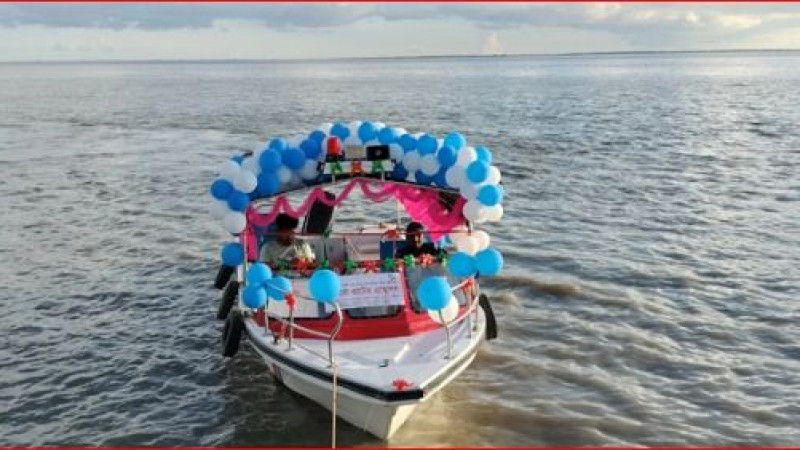 লক্ষ্মীপুরে দুর্গম চরে ওয়াটার এ্যাম্বুলেন্স উদ্বোধন