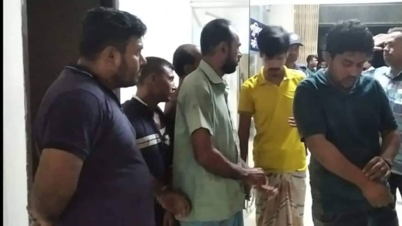 মাধবদী  নুরালাপুর থেকে ৬ জুয়ারিকে আটক করেছে পুলিশ