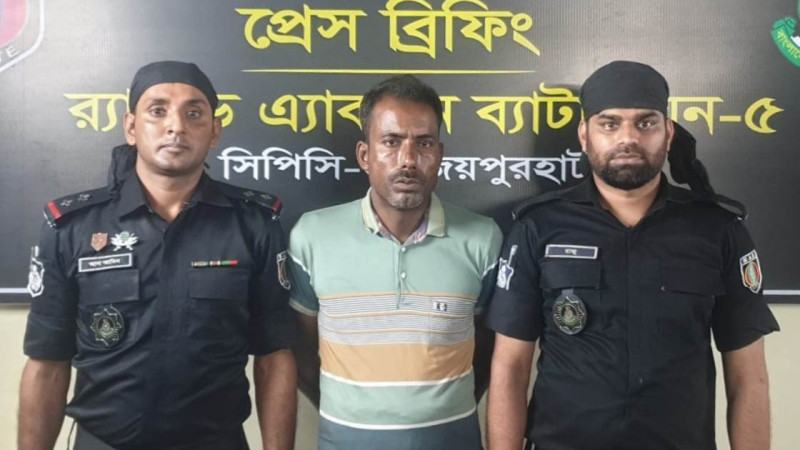 জয়পুরহাটে নেশার ইনজেকশন সহ স্বামী-স্ত্রী আটক