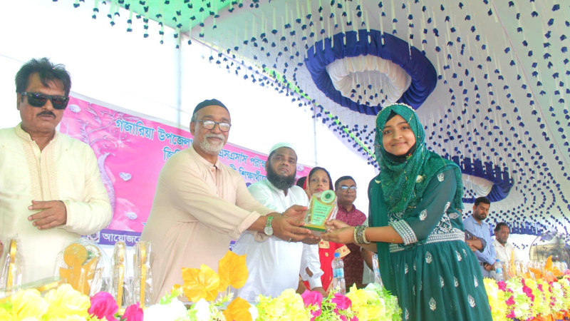 গজারিয়ায় এসএসসি কৃতি শিক্ষার্থী সংবর্ধনা - ২৫ অনুষ্ঠিত
