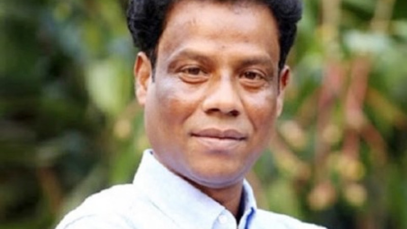 অপারেশনের জন্য সাহায্য চাইলেন গায়ক আকবর