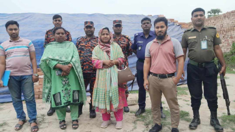 ঝালকাঠিতে পরিবেশ বিধিমালা লঙ্ঘন অপরাধে বন্ধ করা হয় অবৈধ ইটভাটা