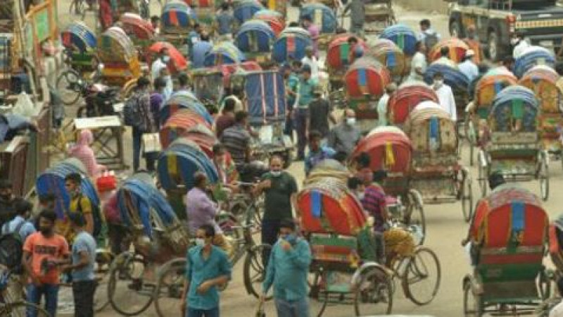 রিকশার দখলে রাজধানী