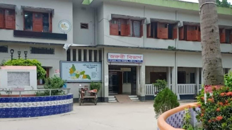 নওগাঁয় পরেছিলো মৃতদেহ - উদ্ধার করলো পুলিশ