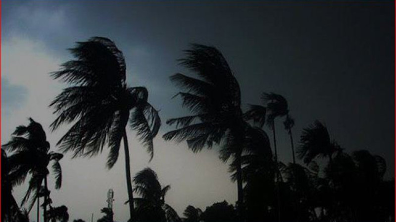 সাত অঞ্চলে ঝড়ো হাওয়ার আভাস