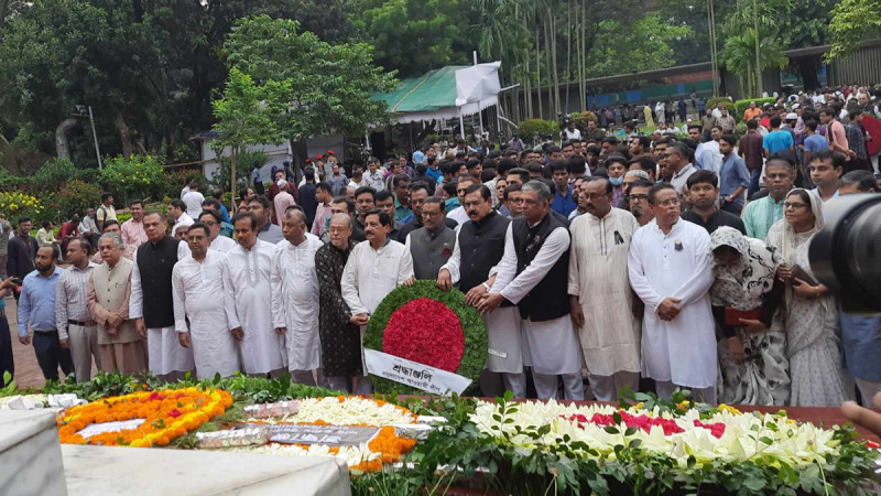 জাতীয় কবির সমাধিতে আওয়ামী লীগের শ্রদ্ধা