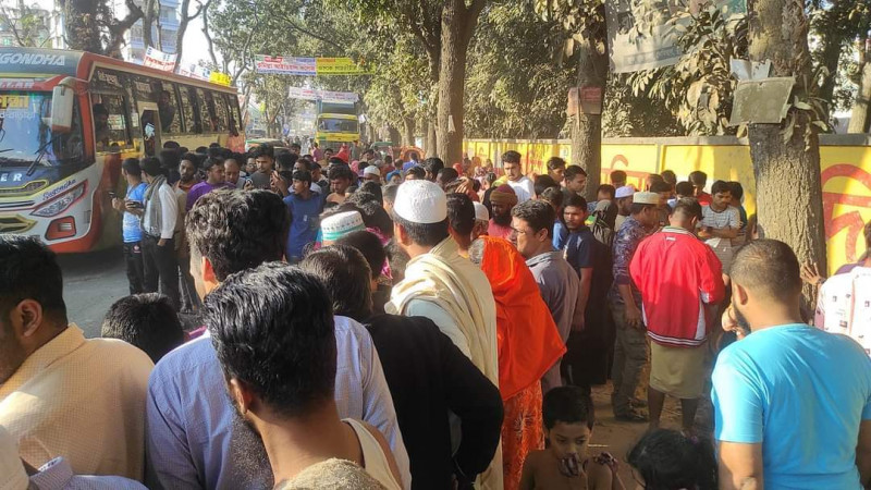 কুমিল্লা দে‌বিদ্বা‌রে সড়ক দুর্ঘটনায় নিহত-২
