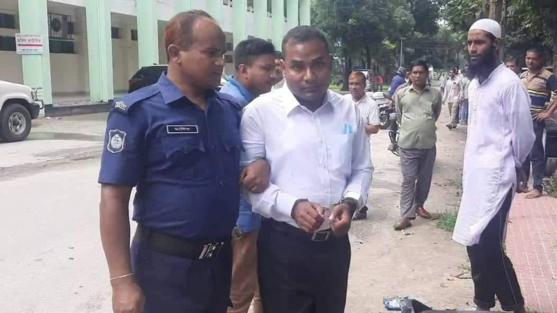 মৌখিক পরীক্ষায় এসে ধরা খেল পরীক্ষার্থী