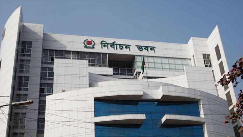 বিধি ভাঙলেন প্রার্থী, কঠোর বার্তা ইসির