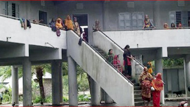 উপকূলে আতঙ্ক, প্রস্তুত আশ্রয়কেন্দ্র