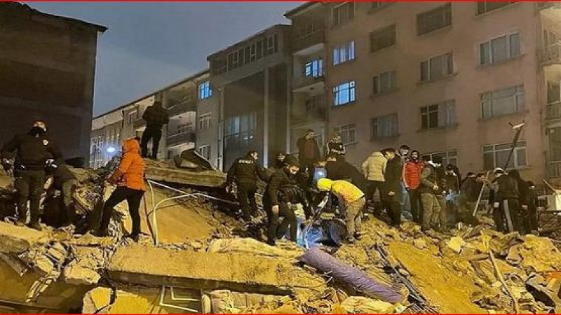 তুরস্কে ৩ লাখ ৪৫ হাজার অ্যাপার্টমেন্ট ধসে পড়েছে