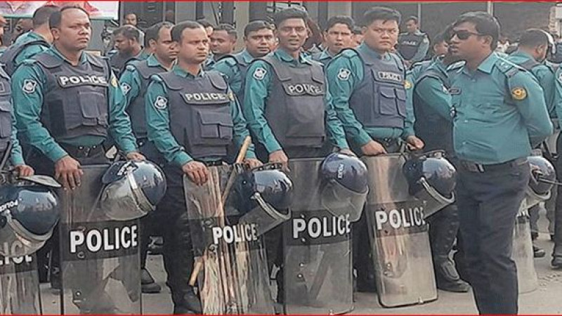 বিএনপি-আ.লীগের কর্মসূচি ঘিরে সতর্ক পুলিশ