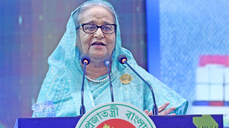 দেশের অর্থনীতি এখন যথেষ্ট শক্তিশালী