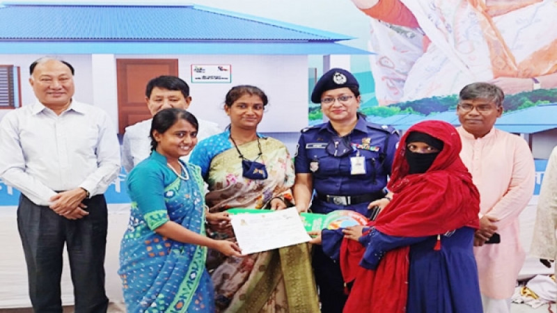 রাঙামাটিতে প্রধানমন্ত্রীর ঈদ উপহার পেলেন ২০৬ গৃহহীন পরিবার