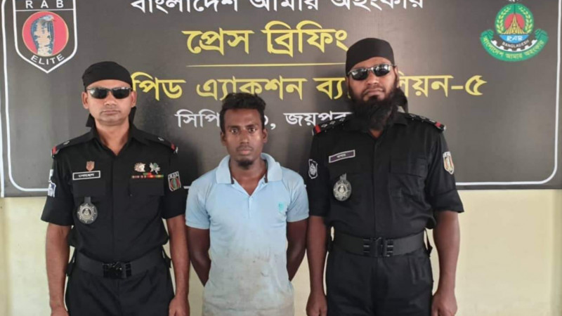র‌্যাবের অভিযানে চাঞ্চল্যকর ক্লুলেস হত্যা মামলার দুই আসামী আটক