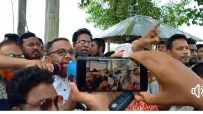 লালমনিরহাটে লুটপাটের জিনিস ফেরত দিতে জামায়াত নেতা রাজুর আল্টিমেটাম