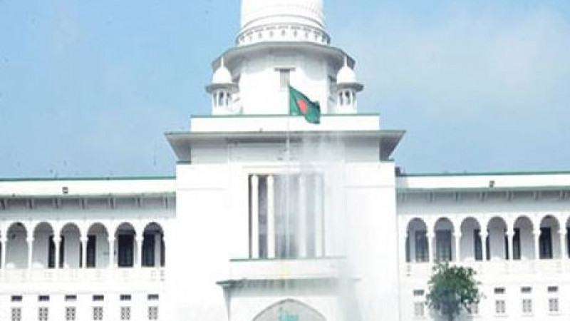 প্রসূতির পেটে গজ রেখে সেলাই